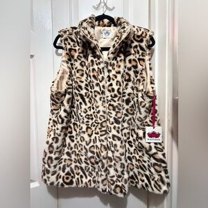 Katydid Leopard Print Faux Fur Vest 2XL